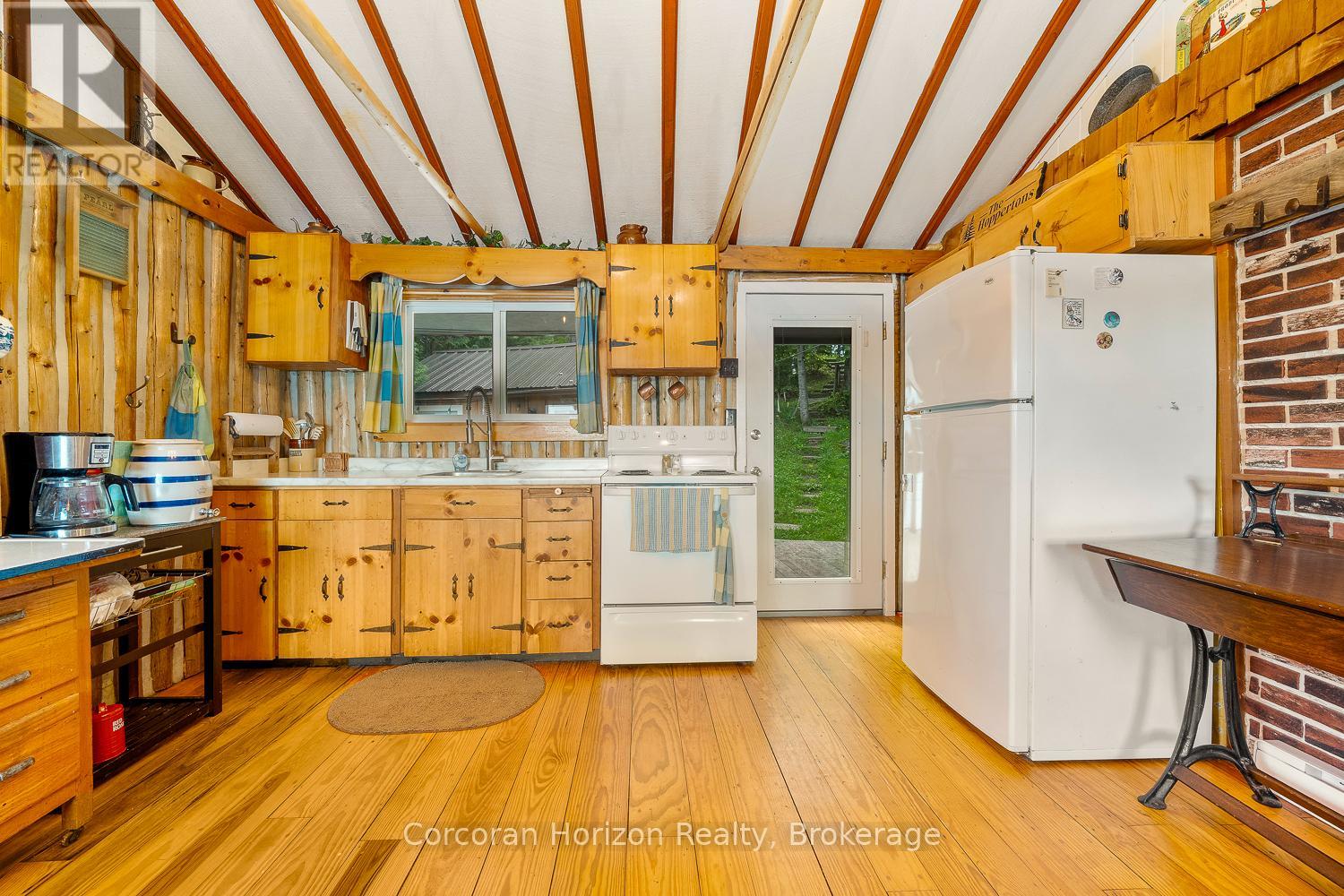 247 Mainhood Road, Huntsville, Ontario  P0B 1M0 - Photo 13 - X12913700