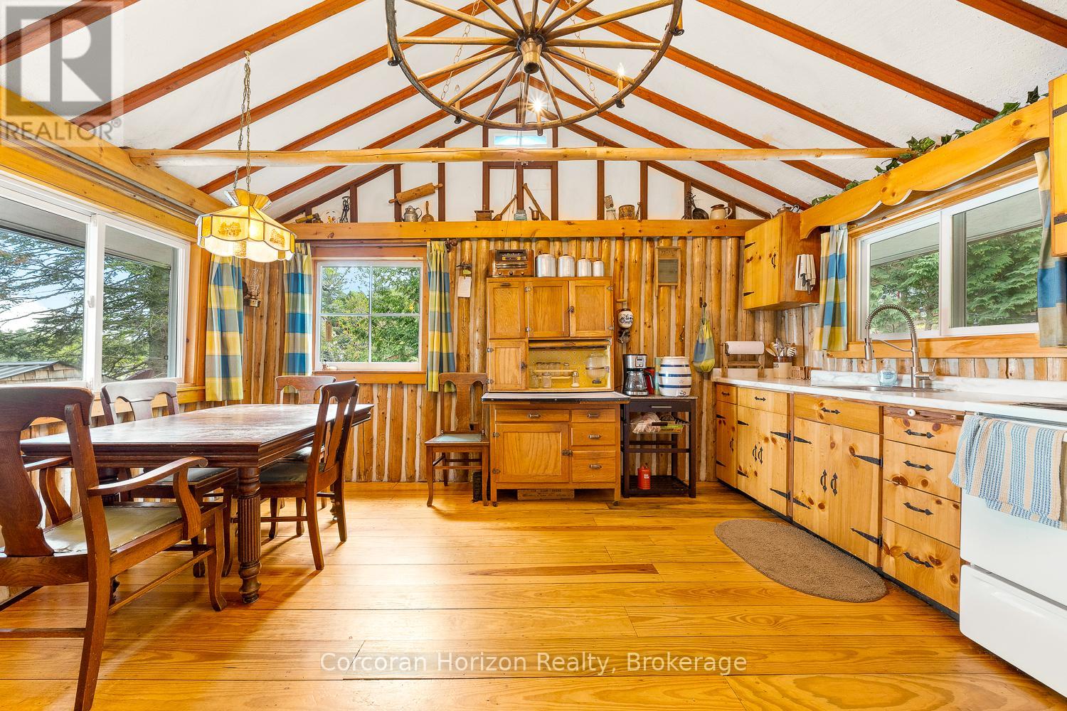 247 Mainhood Road, Huntsville, Ontario  P0B 1M0 - Photo 15 - X12913700