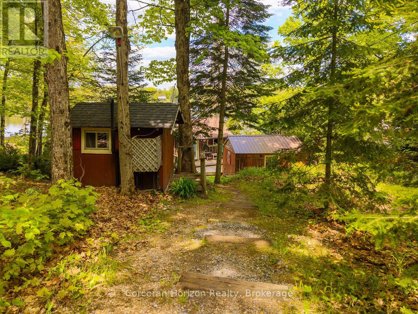 247 Mainhood Road, Huntsville, Ontario  P0B 1M0 - Photo 28 - X12913700