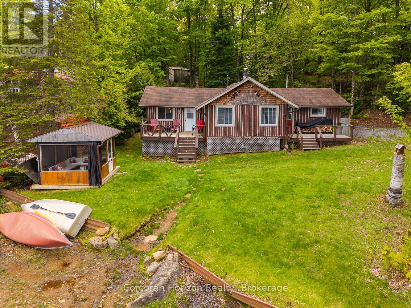 247 Mainhood Road, Huntsville, Ontario  P0B 1M0 - Photo 5 - X12913700