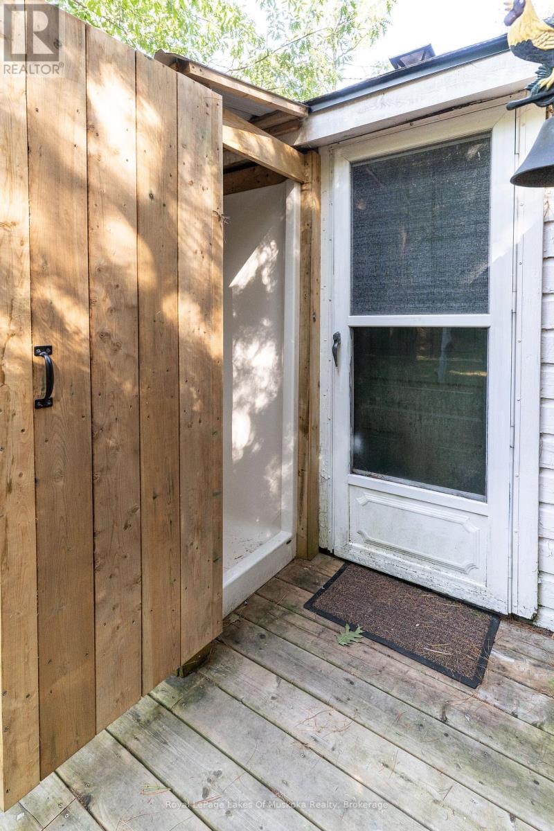 1010 Tara Lane, Gravenhurst, Ontario  P0E 1N0 - Photo 22 - X12913780