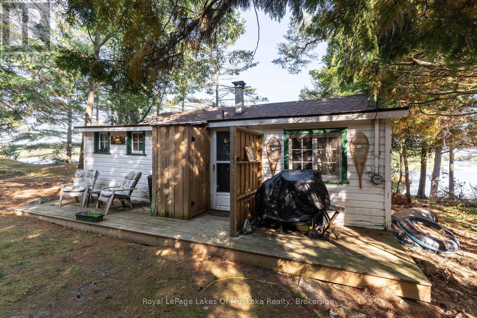 1010 Tara Lane, Gravenhurst, Ontario  P0E 1N0 - Photo 23 - X12913780