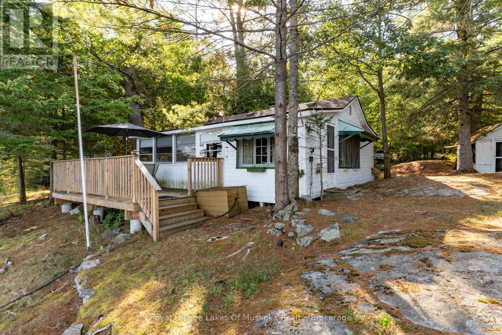 1010 Tara Lane, Gravenhurst, Ontario  P0E 1N0 - Photo 8 - X12913780