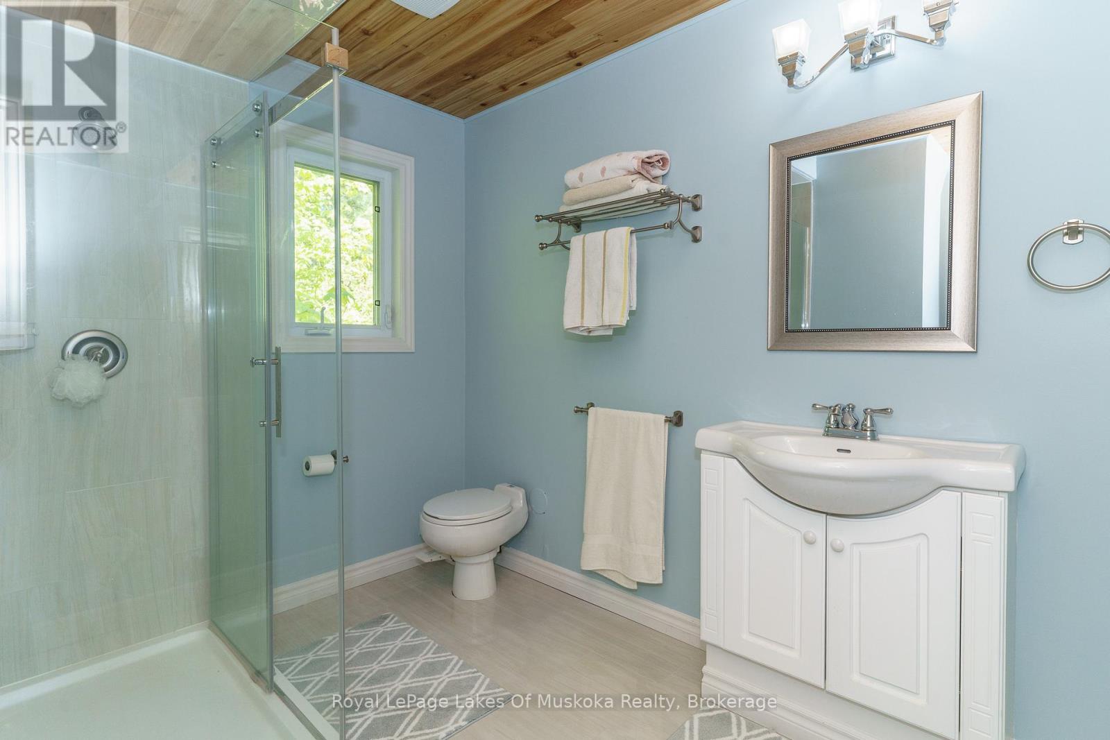 22 Mile Island, Gravenhurst, Ontario  P0E 1G0 - Photo 12 - X12913884