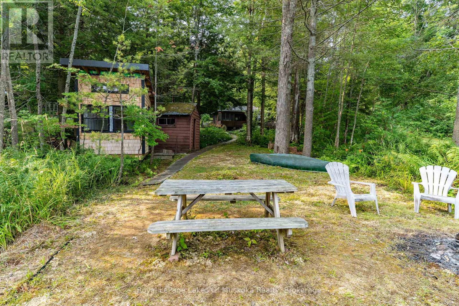 1072 Long Lake Road, Muskoka Lakes, Ontario  P0C 1A0 - Photo 24 - X12914080