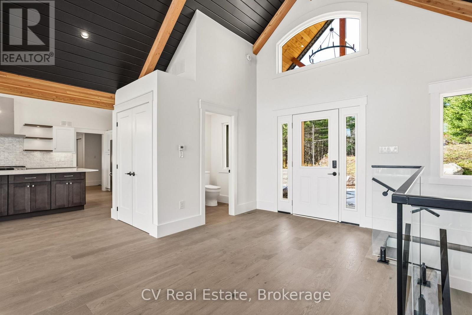 1111 Lakeshore Drive, Gravenhurst, Ontario  P1P 1R2 - Photo 17 - X12914146