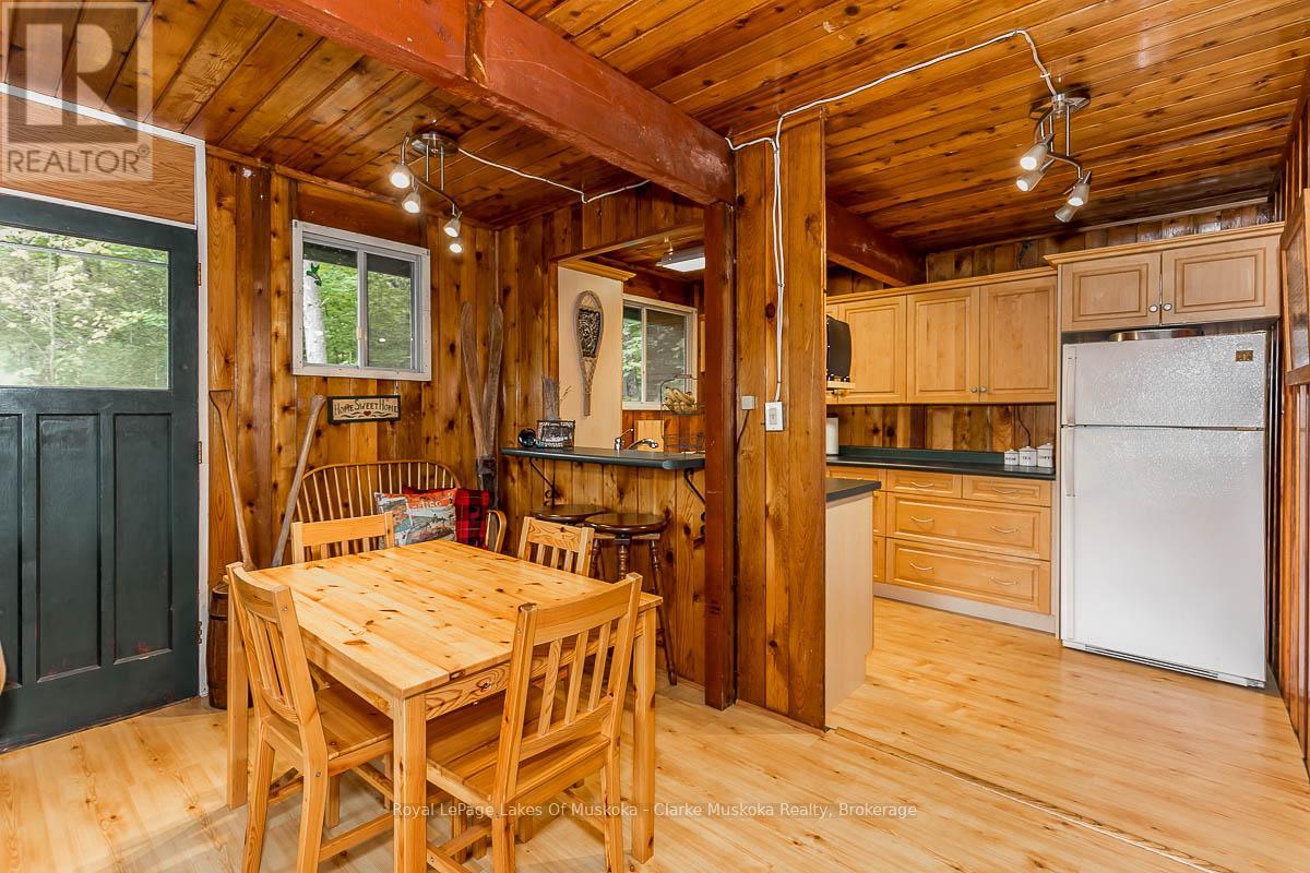 4 Severn River Shore, Muskoka Lakes, Ontario  P0C 1M0 - Photo 10 - X12914224