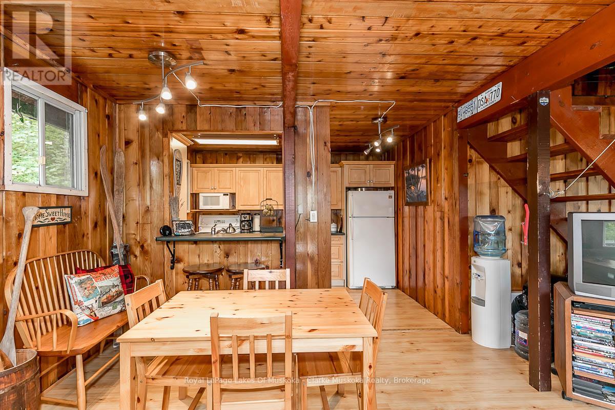 4 Severn River Shore, Muskoka Lakes, Ontario  P0C 1M0 - Photo 9 - X12914224