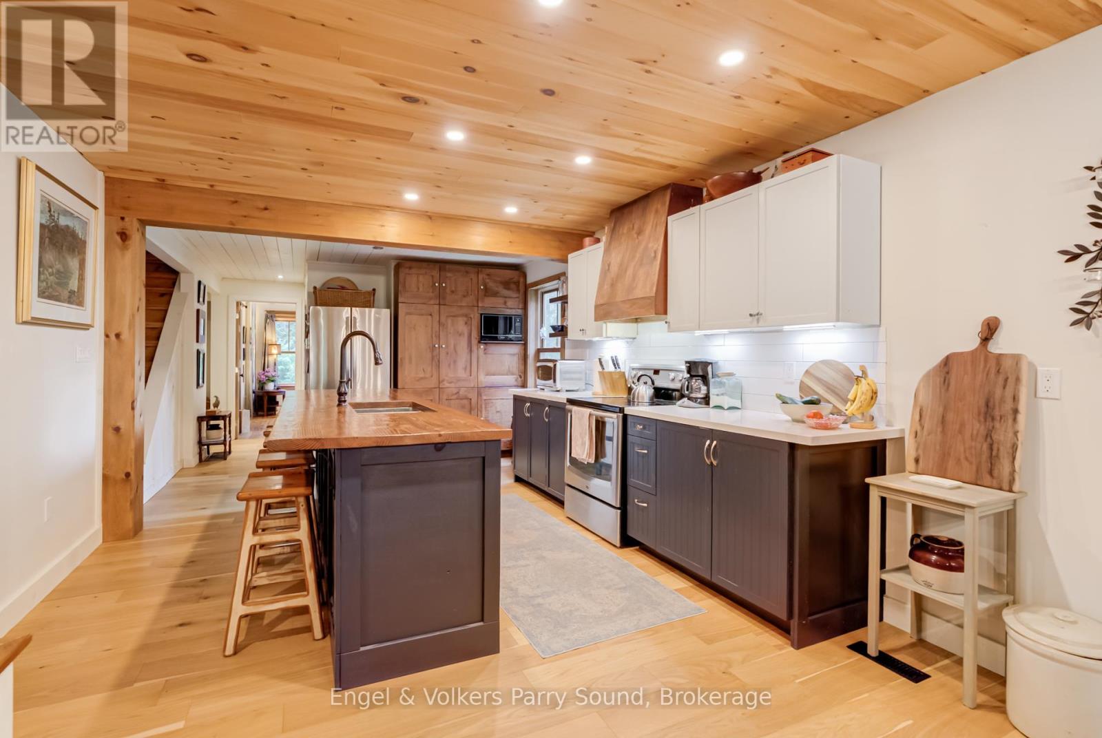 6 Little Beaver Boulevard, Seguin, Ontario  P2A 2W8 - Photo 12 - X12915188