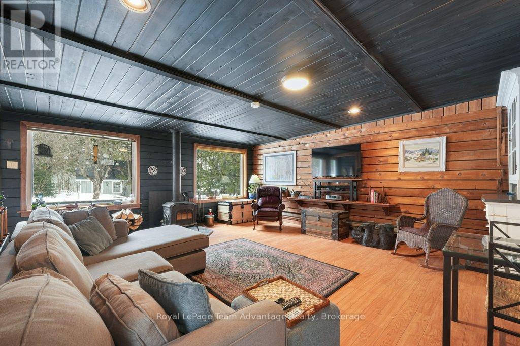 79 Gibson Street, Parry Sound, Ontario  P2A 1X4 - Photo 21 - X12916182