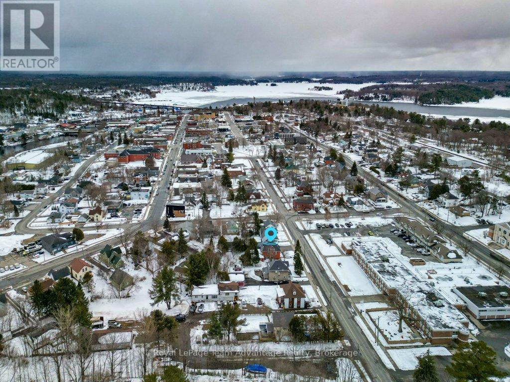 79 Gibson Street, Parry Sound, Ontario  P2A 1X4 - Photo 37 - X12916182