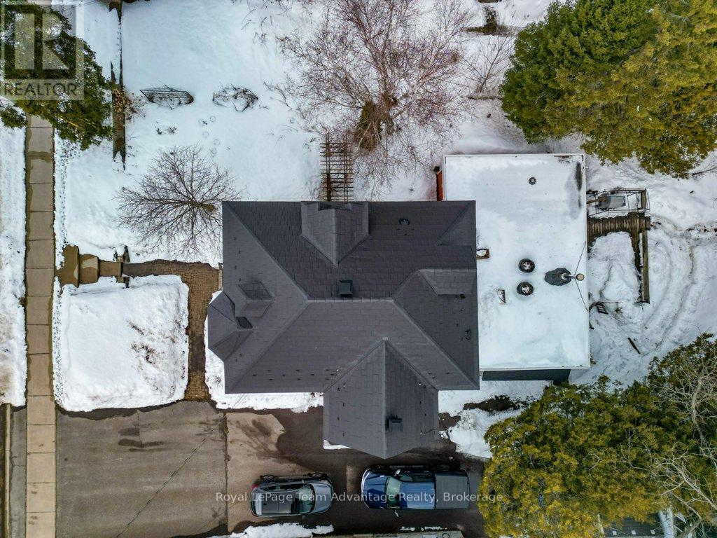 79 Gibson Street, Parry Sound, Ontario  P2A 1X4 - Photo 6 - X12916182