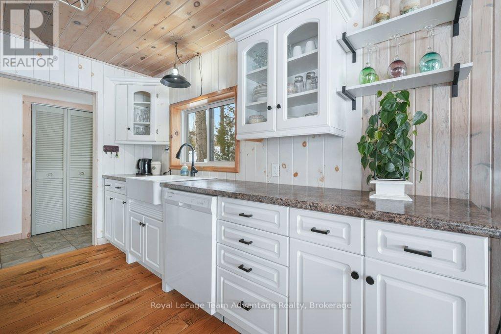 10a Jordan Lane, Seguin, Ontario  P2A 0B2 - Photo 11 - X12916356