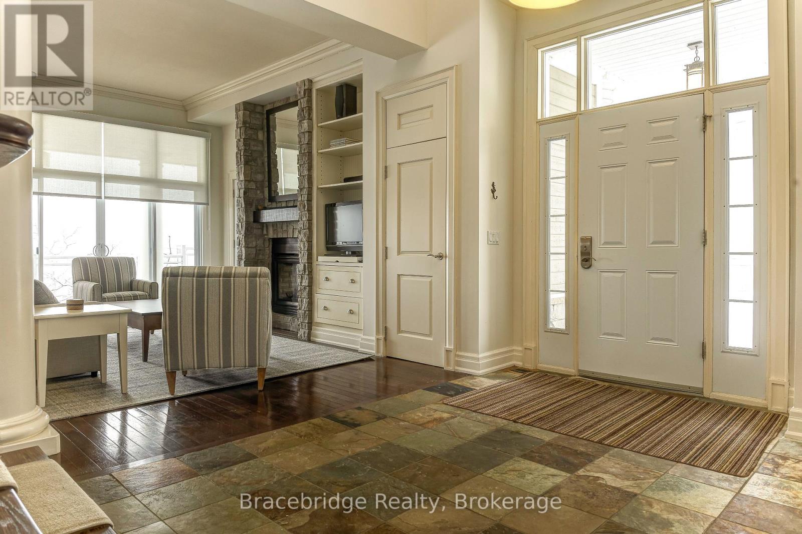 T301-C2 - 1869 Muskoka Rd 118 Highway W, Muskoka Lakes, Ontario  P1L 1W8 - Photo 18 - X12918586