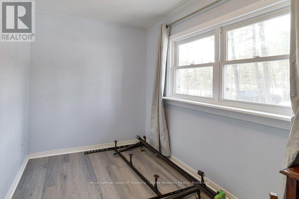 525 Hiawatha Road, Georgian Bay, Ontario  L0K 1S0 - Photo 11 - X12919424