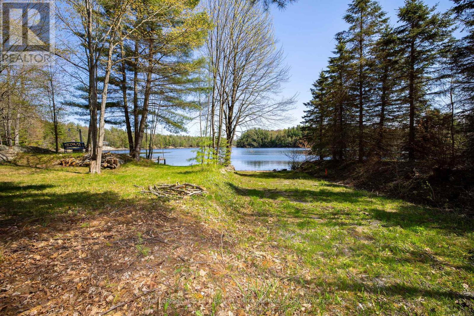 525 Hiawatha Road, Georgian Bay, Ontario L0K 1S0 - Photo 20 - X12919424