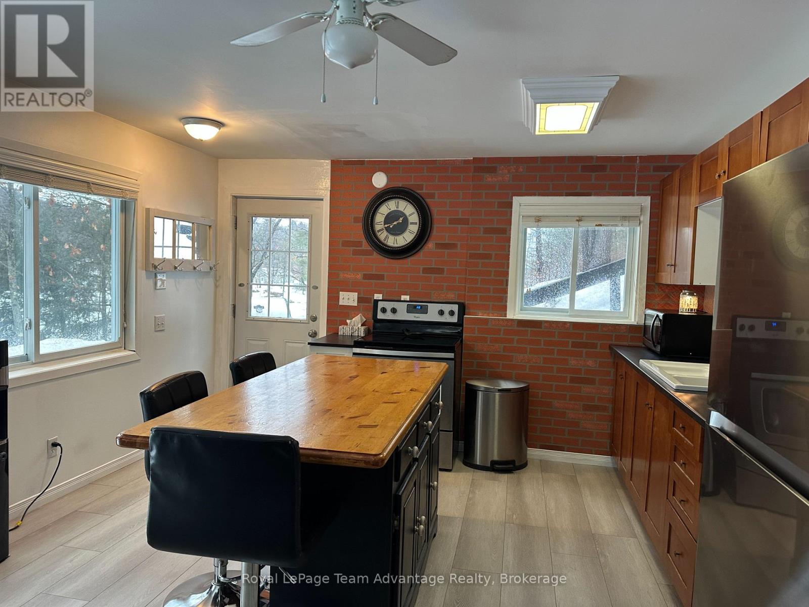 19 Allan Crescent, Seguin, Ontario  P2A 2W8 - Photo 27 - X12919470