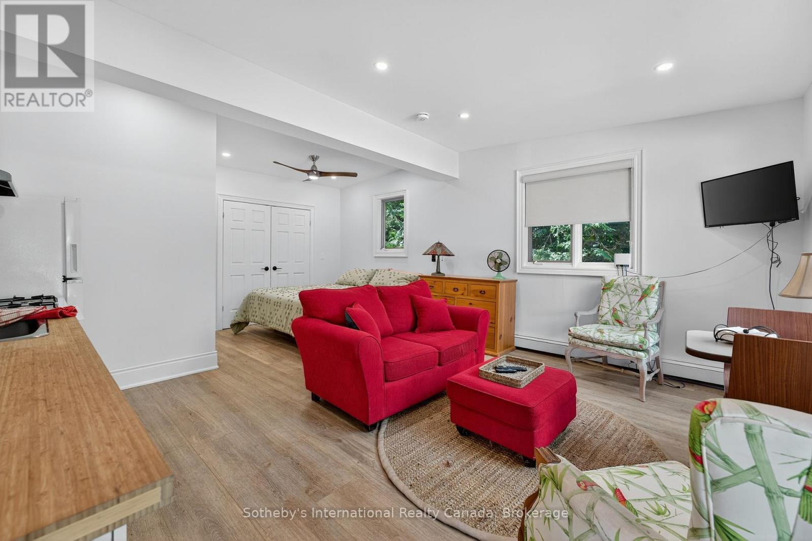 1082 Beaumont Farm Road, Bracebridge, Ontario  P1L 1X2 - Photo 13 - X12920430