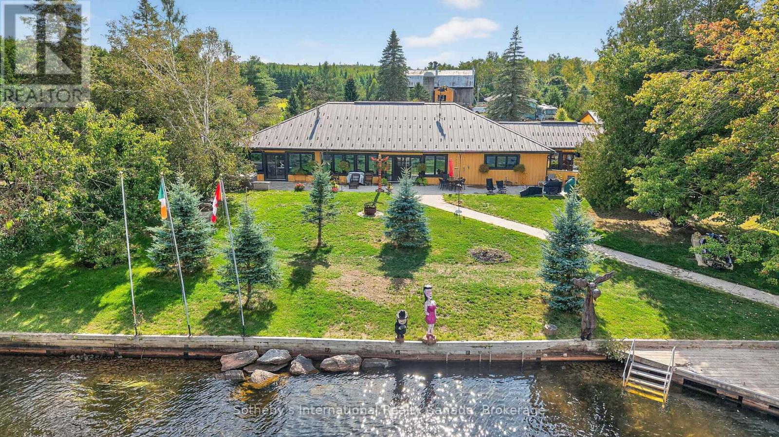 1082 Beaumont Farm Road, Bracebridge, Ontario  P1L 1X2 - Photo 3 - X12920430