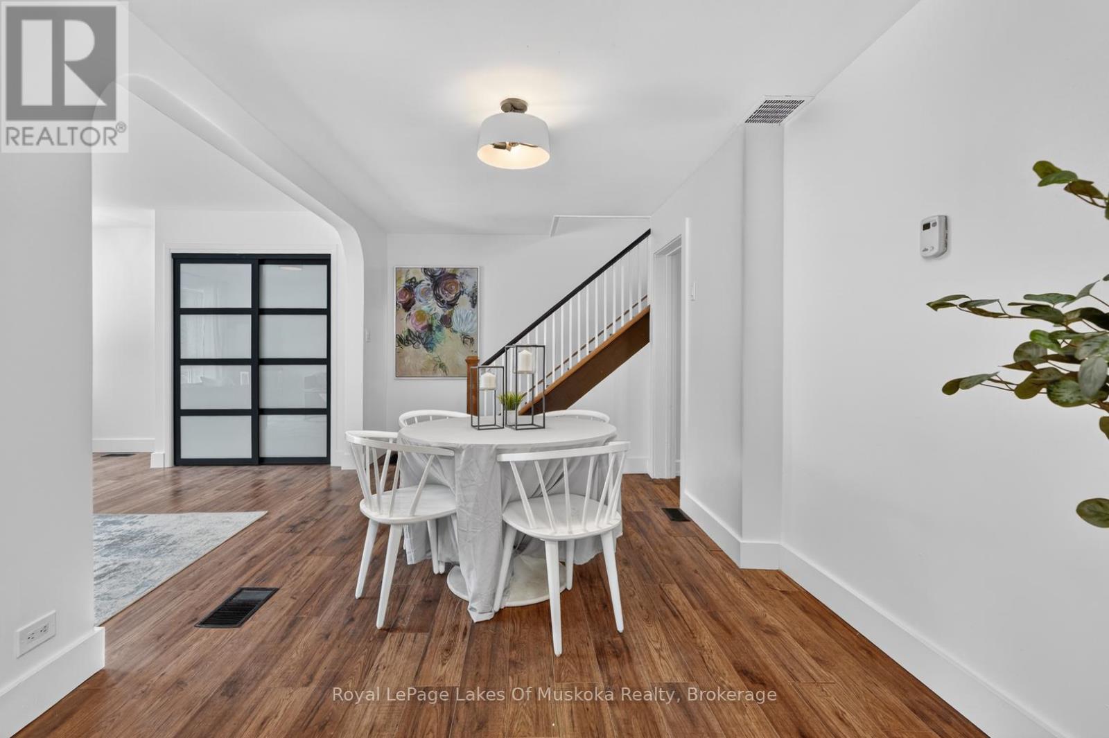 11 Silver Street, Huntsville, Ontario  P1H 1M2 - Photo 6 - X12920916