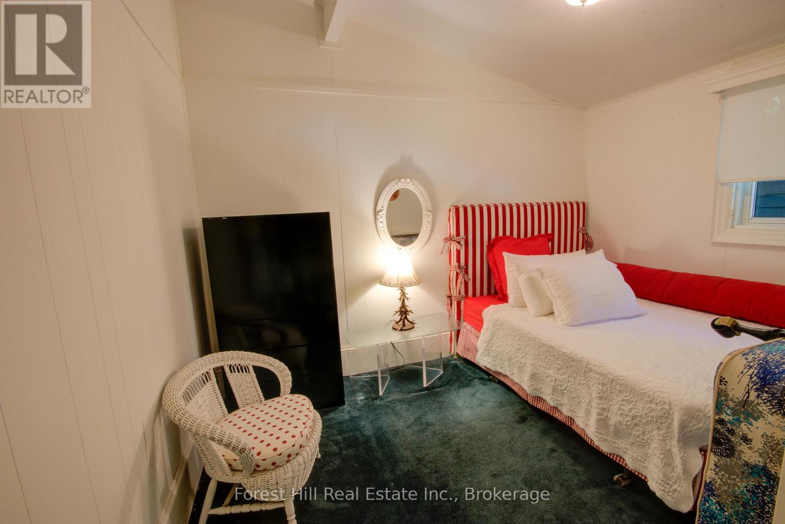 21 Lakeview Crescent, Seguin, Ontario  P2A 0B2 - Photo 20 - X12920978