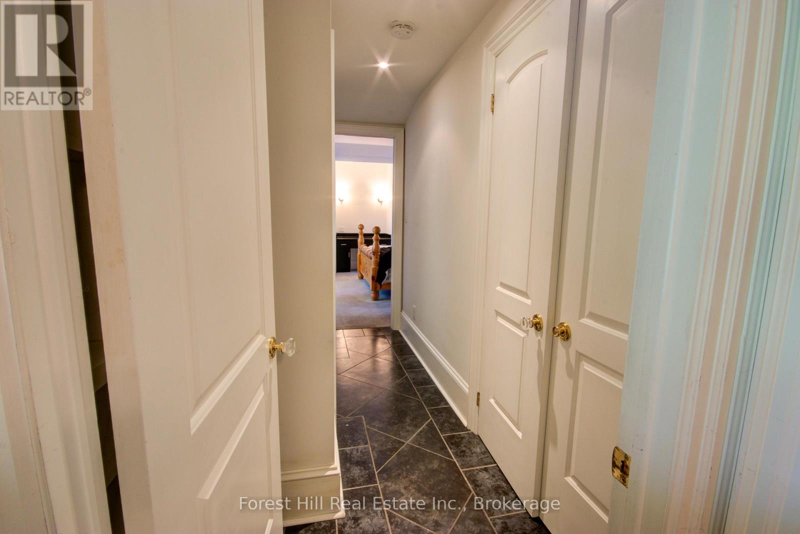 21 Lakeview Crescent, Seguin, Ontario  P2A 0B2 - Photo 23 - X12920978