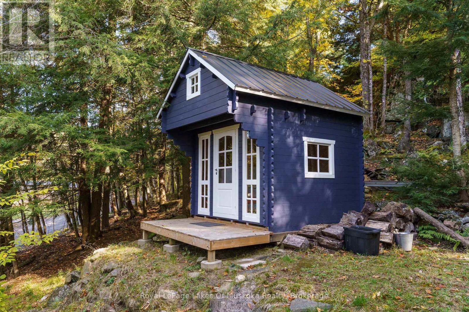 1361 Rosseau Lake 2 Road, Muskoka Lakes, Ontario  P0B 1M0 - Photo 2 - X12921032