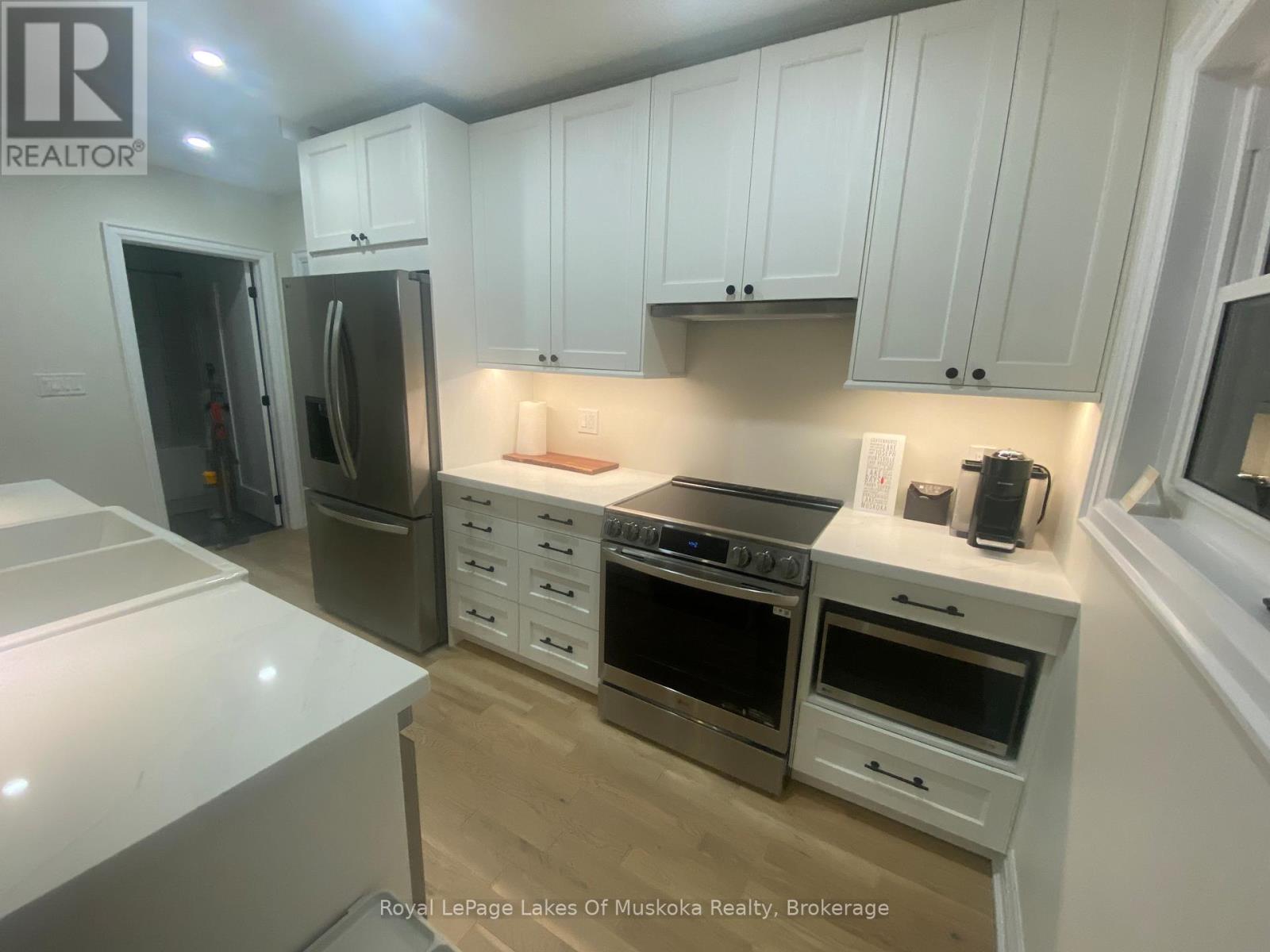 1361 Rosseau Lake 2 Road, Muskoka Lakes, Ontario  P0B 1M0 - Photo 9 - X12921032