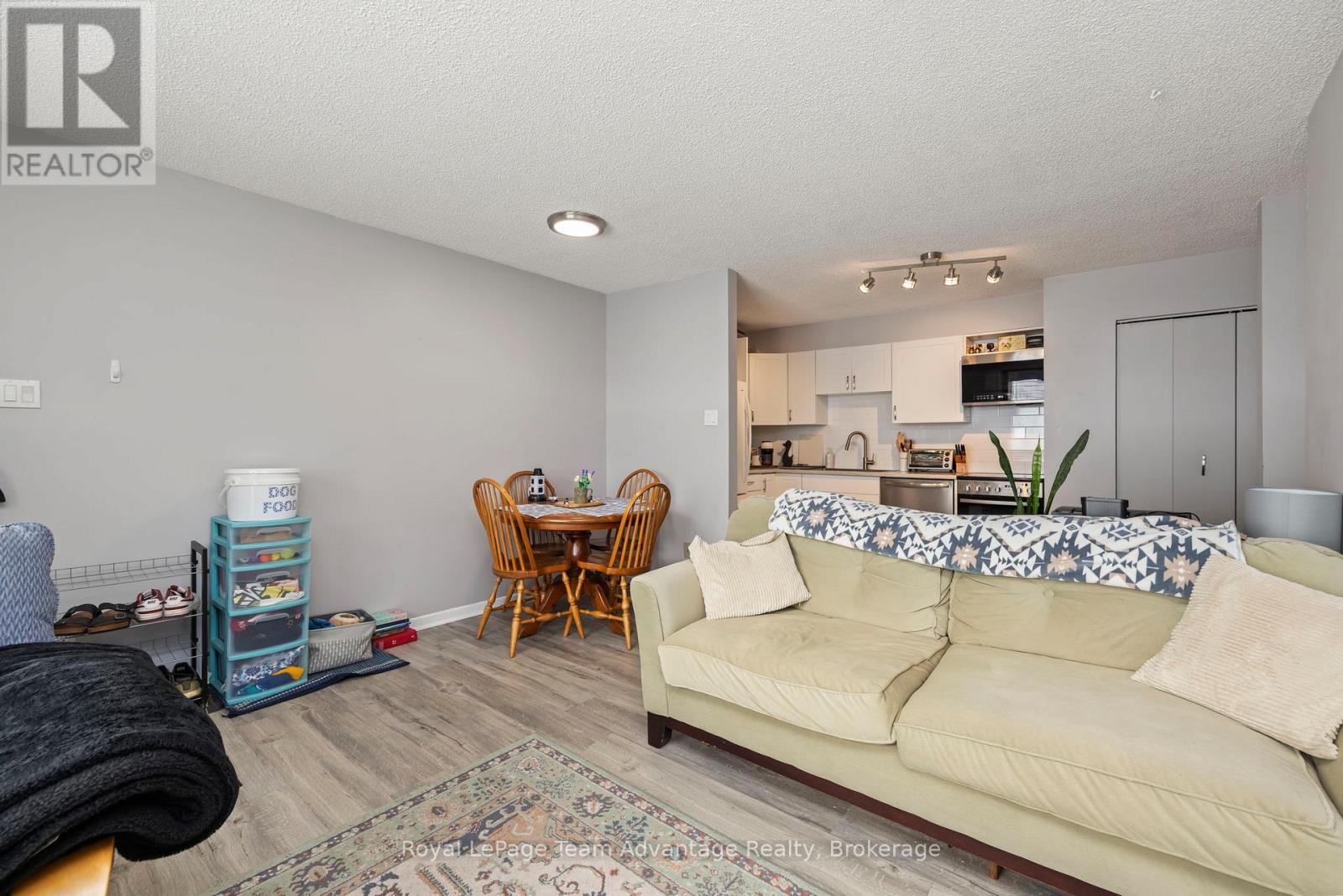 104 - 1 Georgian Bay Avenue, Parry Sound, Ontario  P2A 3B1 - Photo 7 - X12921134