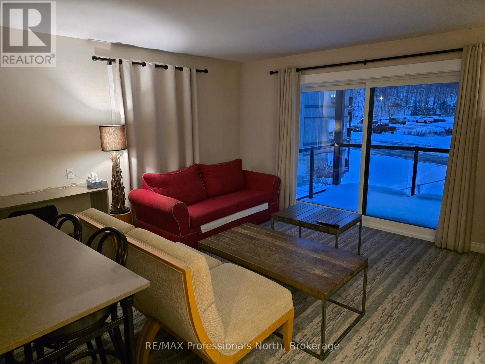 54-207 - 1235 Deerhurst Drive, Huntsville, Ontario  P1H 2E8 - Photo 1 - X12921964