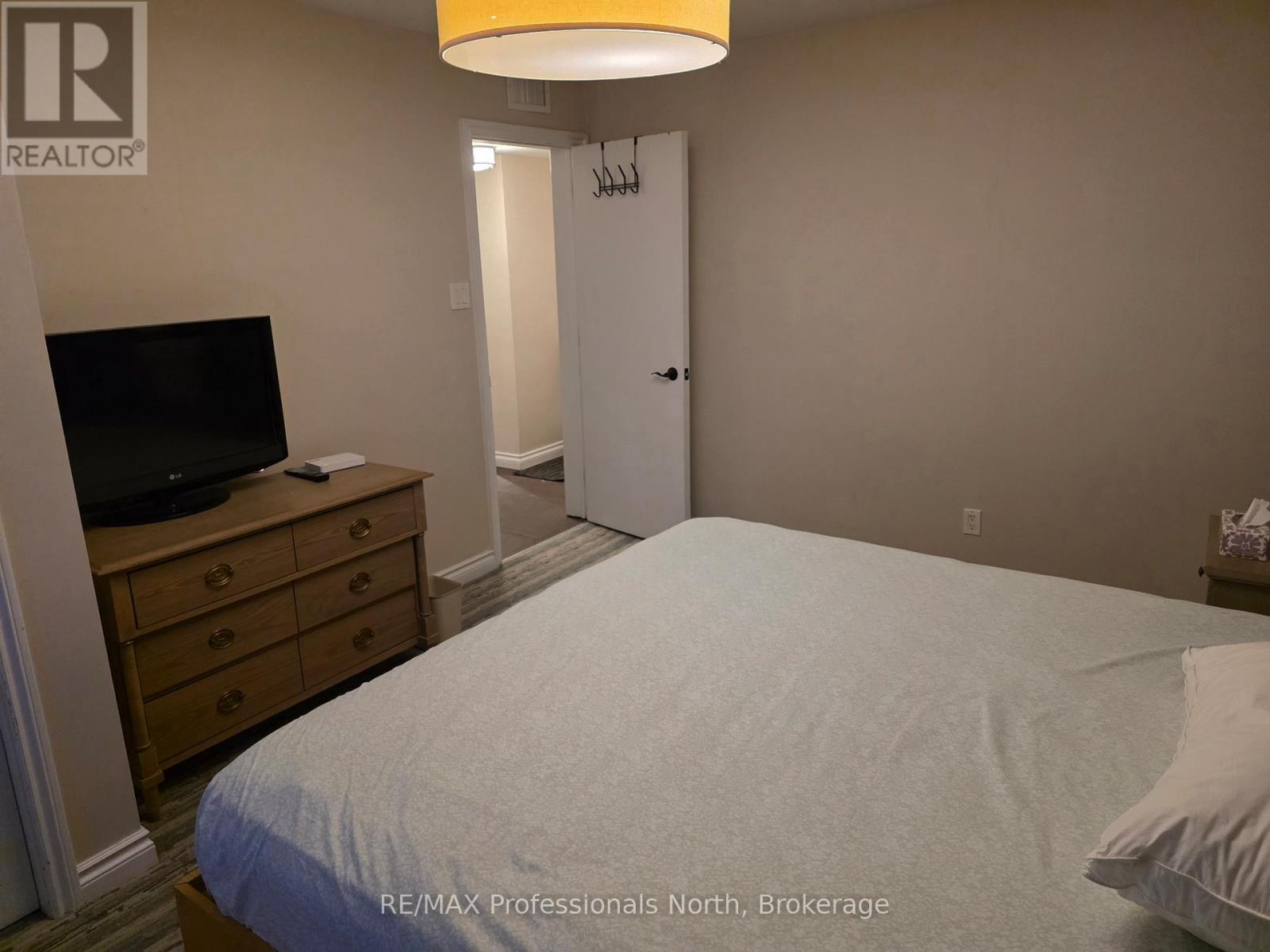 54-207 - 1235 Deerhurst Drive, Huntsville, Ontario  P1H 2E8 - Photo 7 - X12921964