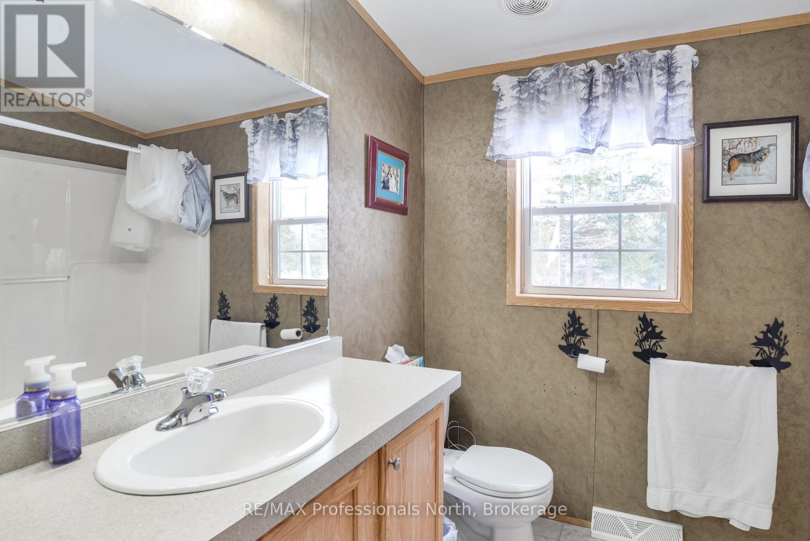 1874 Highway 118 E, Bracebridge, Ontario  P1L 1X1 - Photo 12 - X12922072