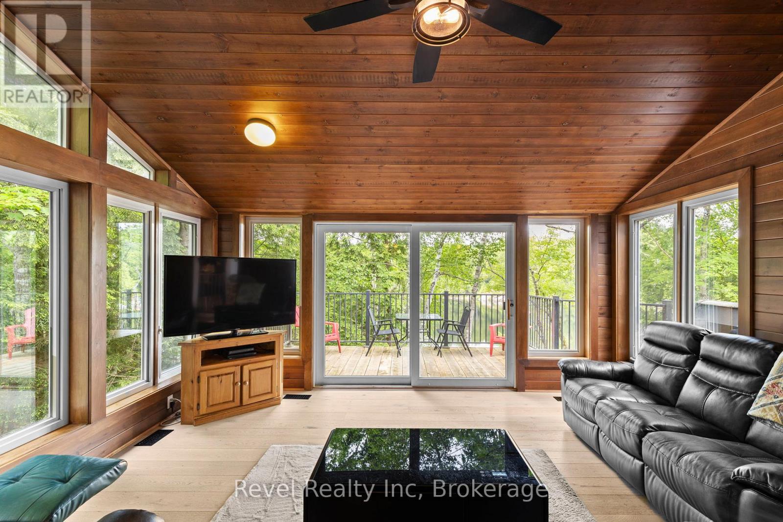 30 Sparrow Road, Seguin, Ontario  P0C 1J0 - Photo 9 - X12922400