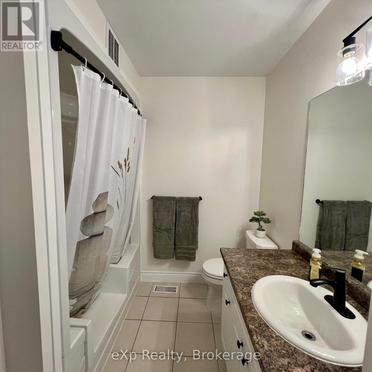 B/311 - 10 Kimberley Avenue, Bracebridge, Ontario  P1L 0A6 - Photo 16 - X12922594