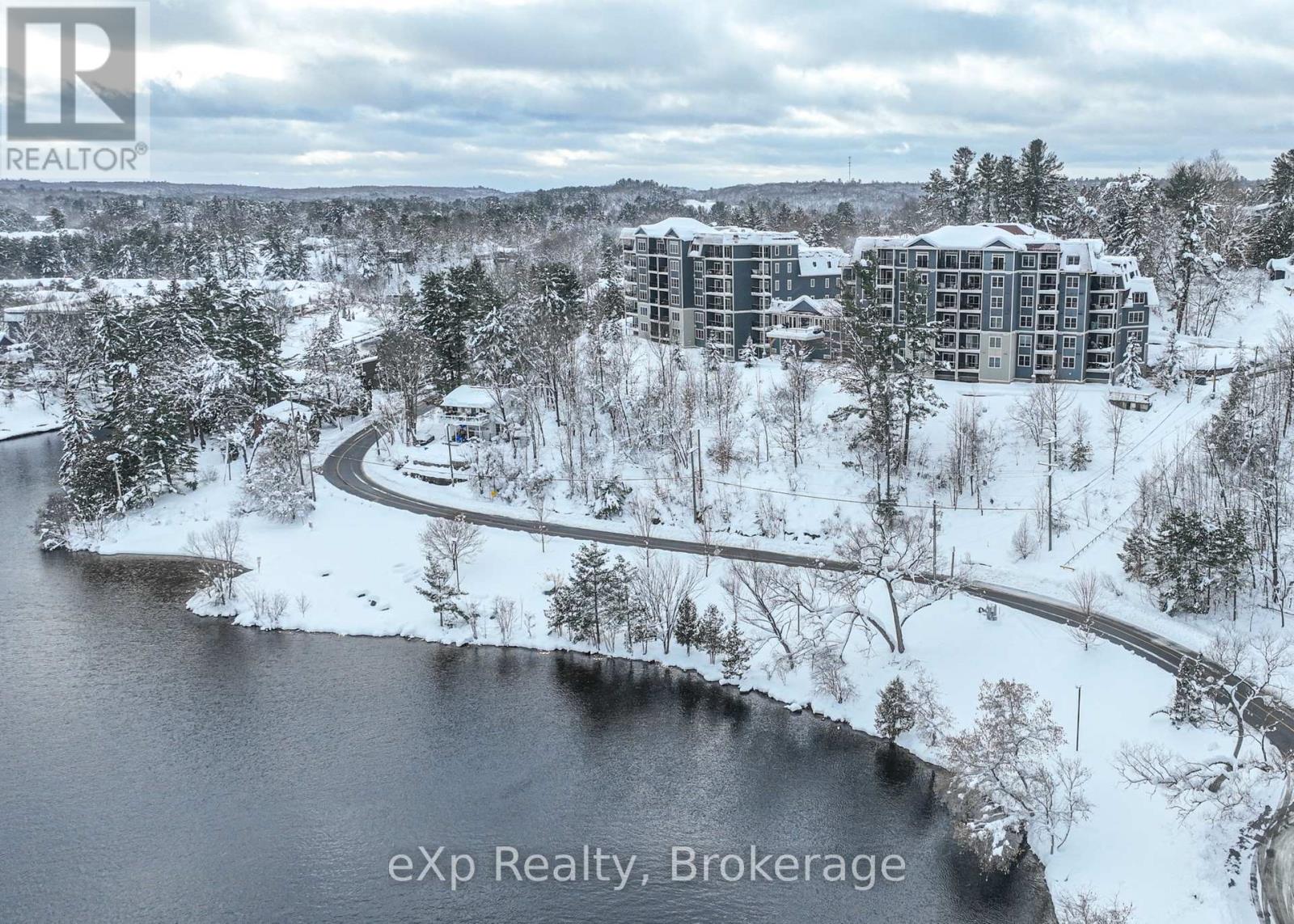 B/311 - 10 Kimberley Avenue, Bracebridge, Ontario  P1L 0A6 - Photo 2 - X12922594