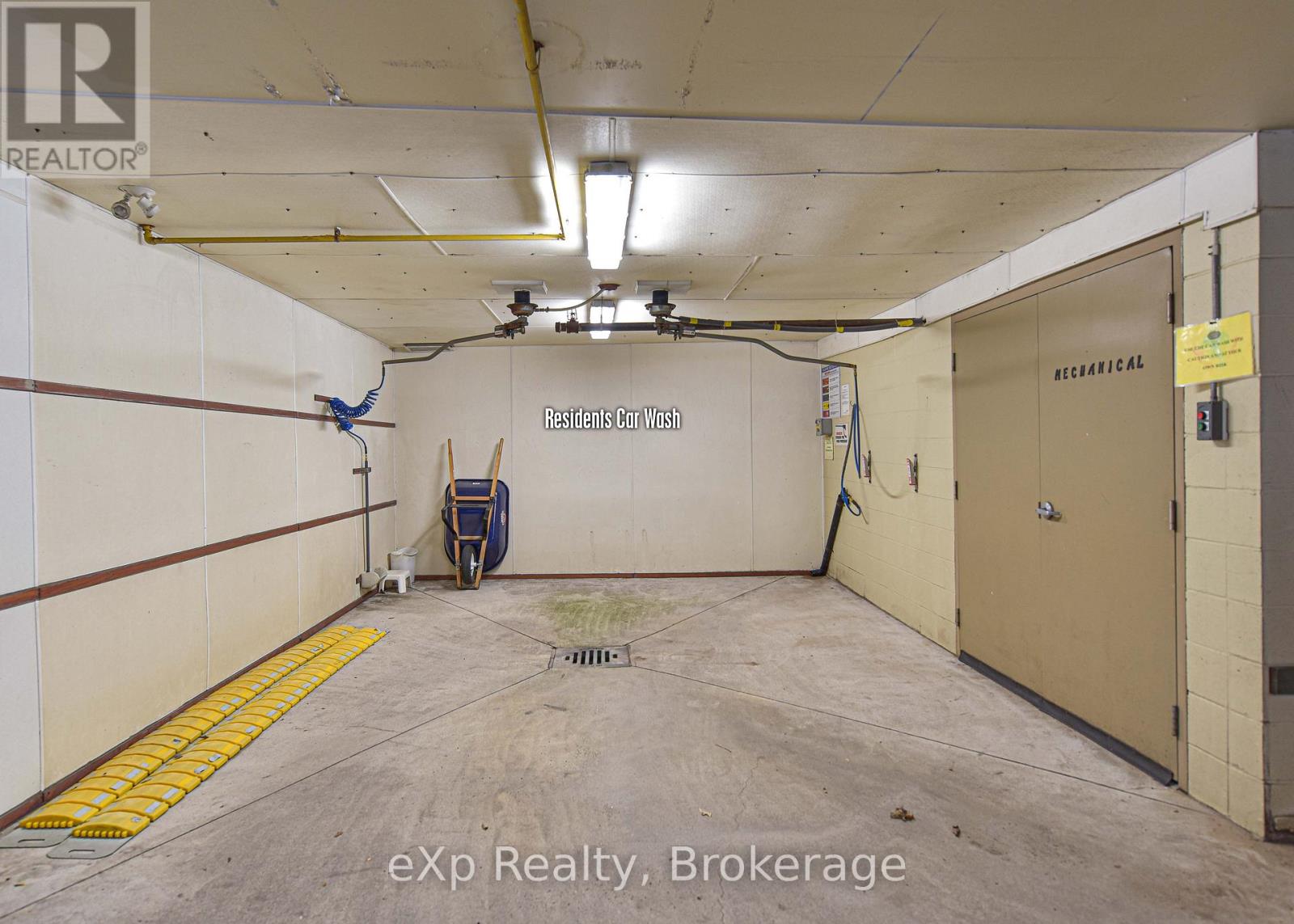 B/311 - 10 Kimberley Avenue, Bracebridge, Ontario  P1L 0A6 - Photo 28 - X12922594