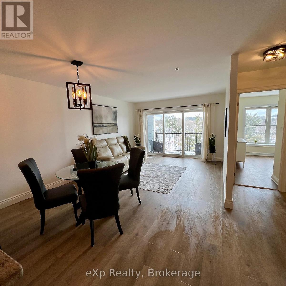 B/311 - 10 Kimberley Avenue, Bracebridge, Ontario  P1L 0A6 - Photo 7 - X12922594