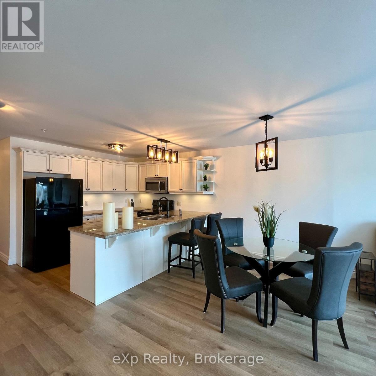 B/311 - 10 Kimberley Avenue, Bracebridge, Ontario  P1L 0A6 - Photo 8 - X12922594