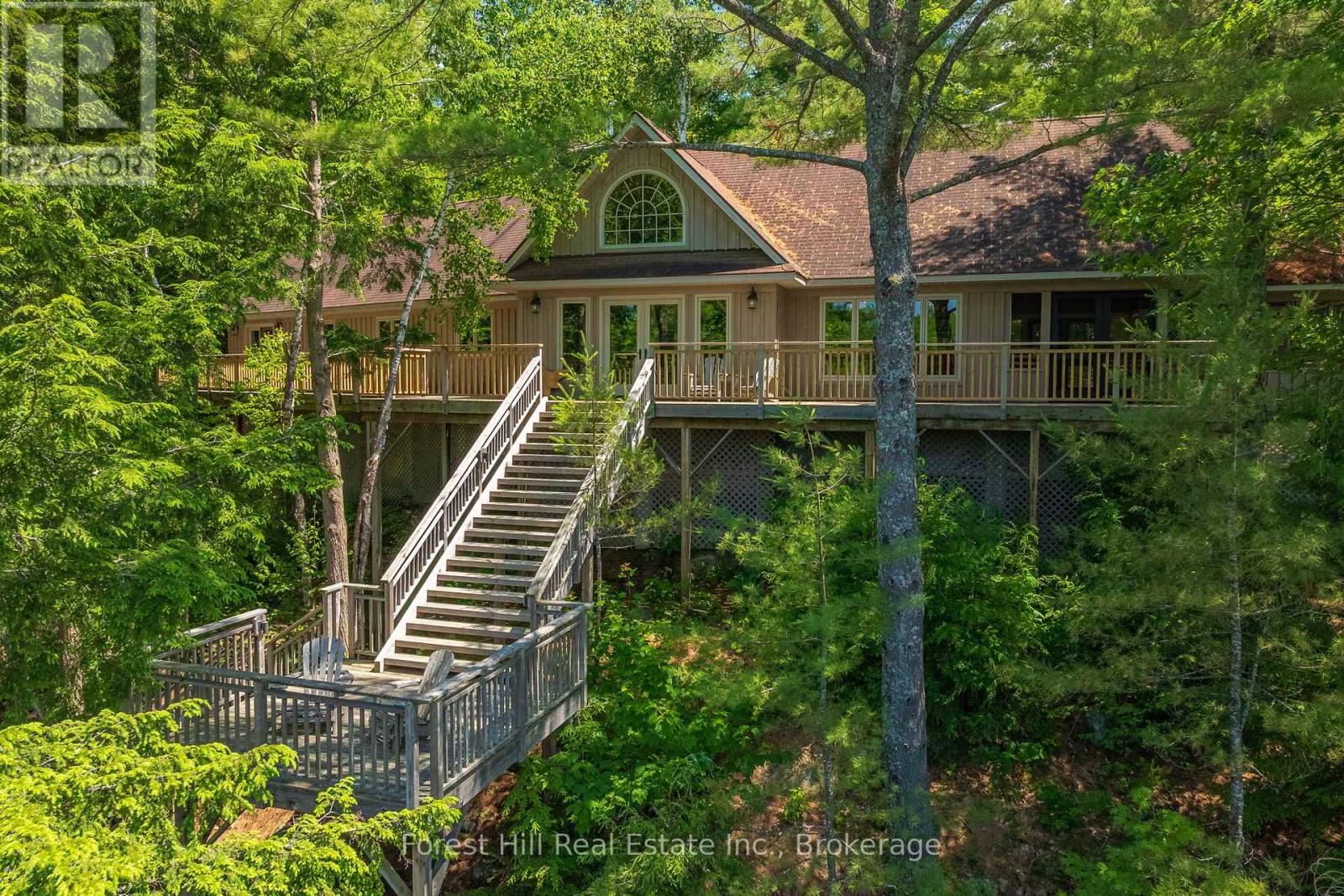 1 Sl 19 Roberts Island, Muskoka Lakes, Ontario  P0B 1M0 - Photo 2 - X12922658