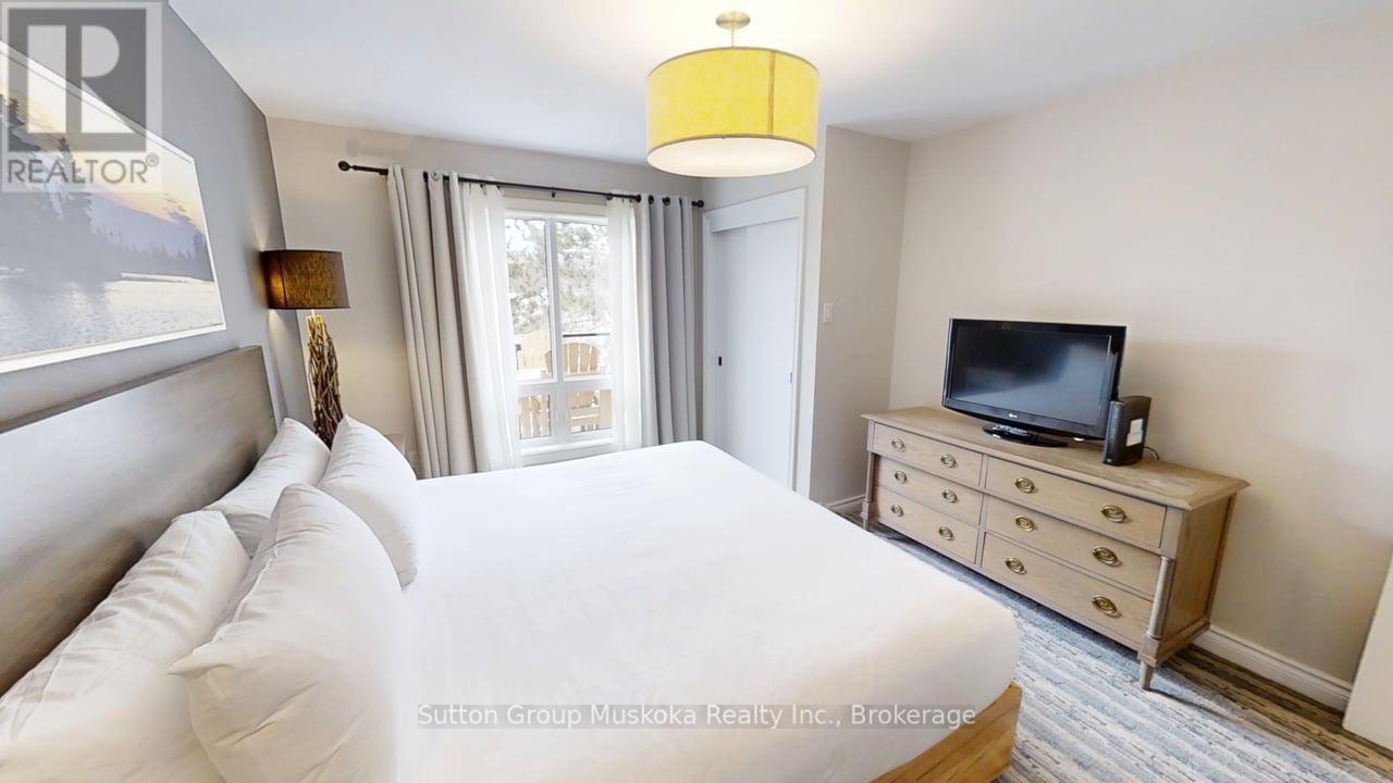 52-305 - 1235 Deerhurst Drive, Huntsville, Ontario  P1H 2E8 - Photo 9 - X12923034