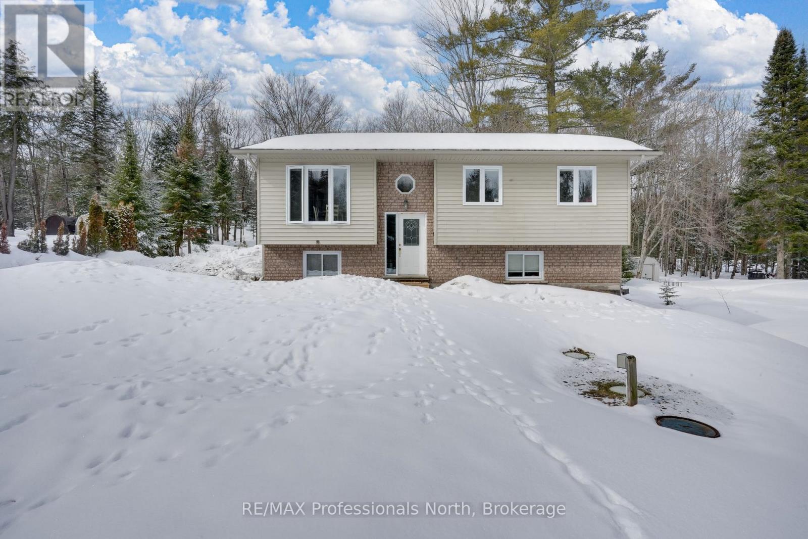 1036 Post Road, Bracebridge, Ontario  P1L 1W9 - Photo 10 - X12923682
