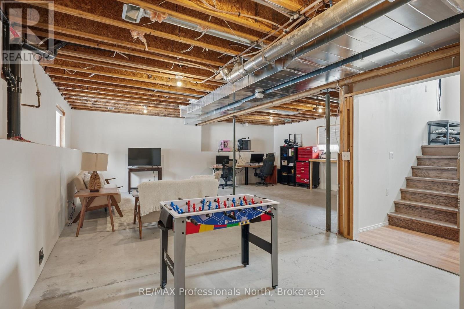 1036 Post Road, Bracebridge, Ontario  P1L 1W9 - Photo 34 - X12923682