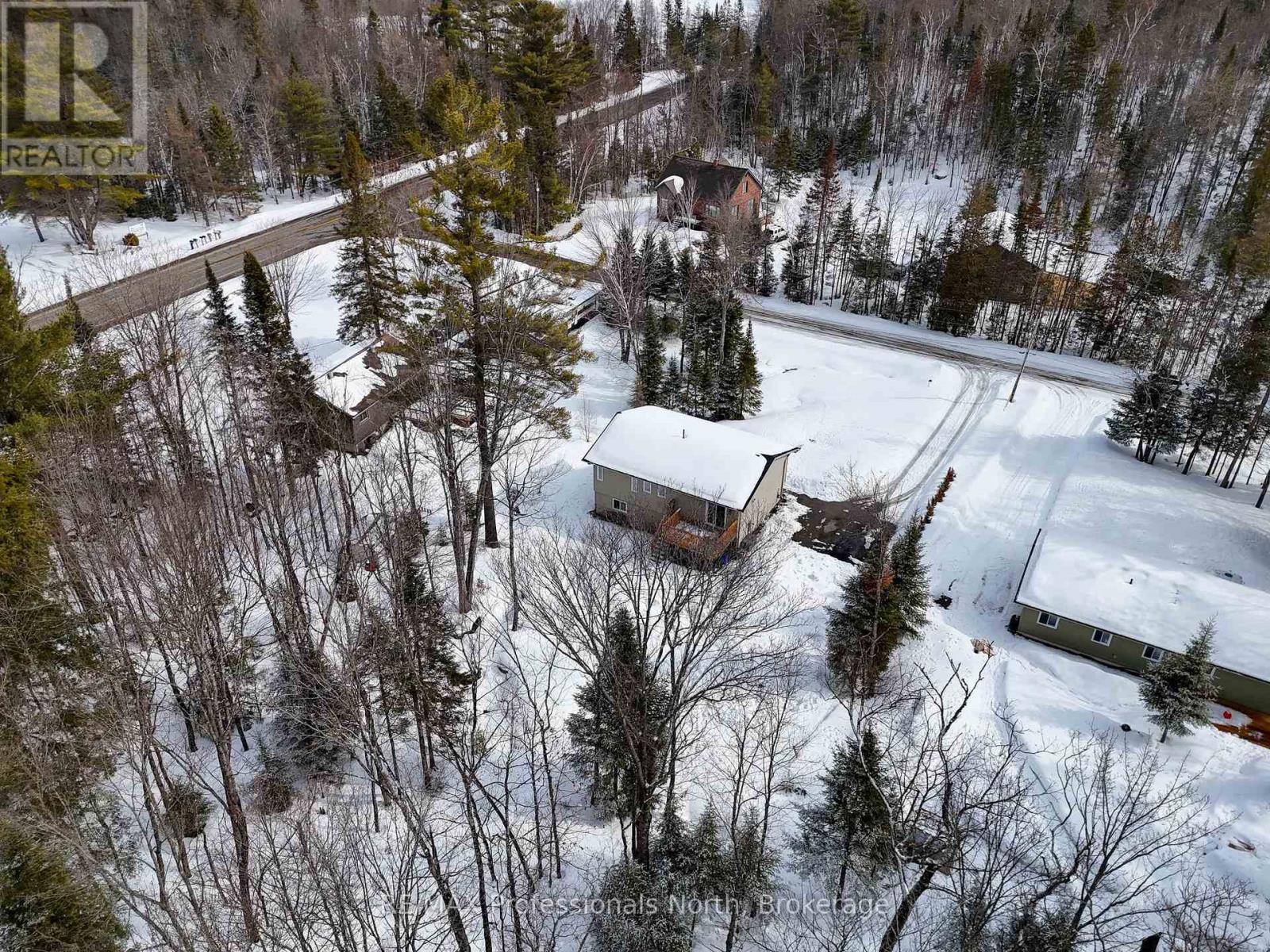 1036 Post Road, Bracebridge, Ontario  P1L 1W9 - Photo 4 - X12923682