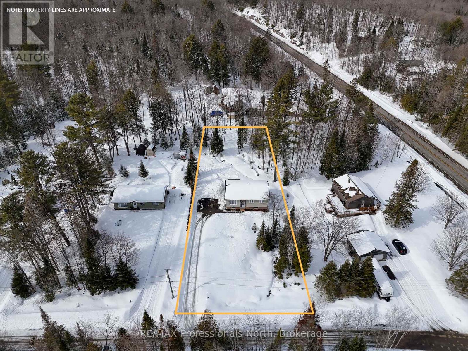 1036 Post Road, Bracebridge, Ontario  P1L 1W9 - Photo 6 - X12923682