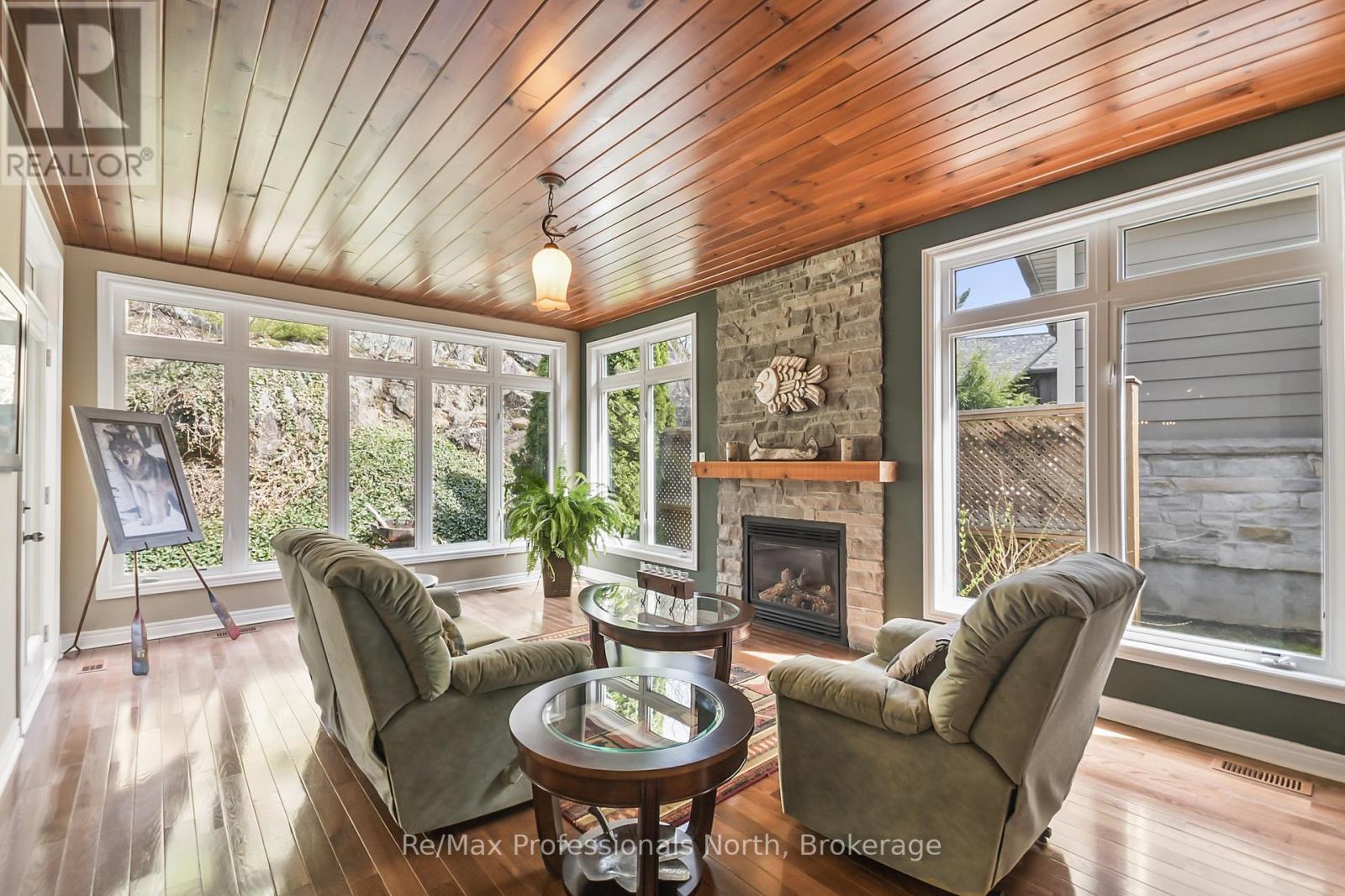 15 Muskoka Bay Boulevard, Gravenhurst, Ontario  P1P 0A1 - Photo 6 - X12924030