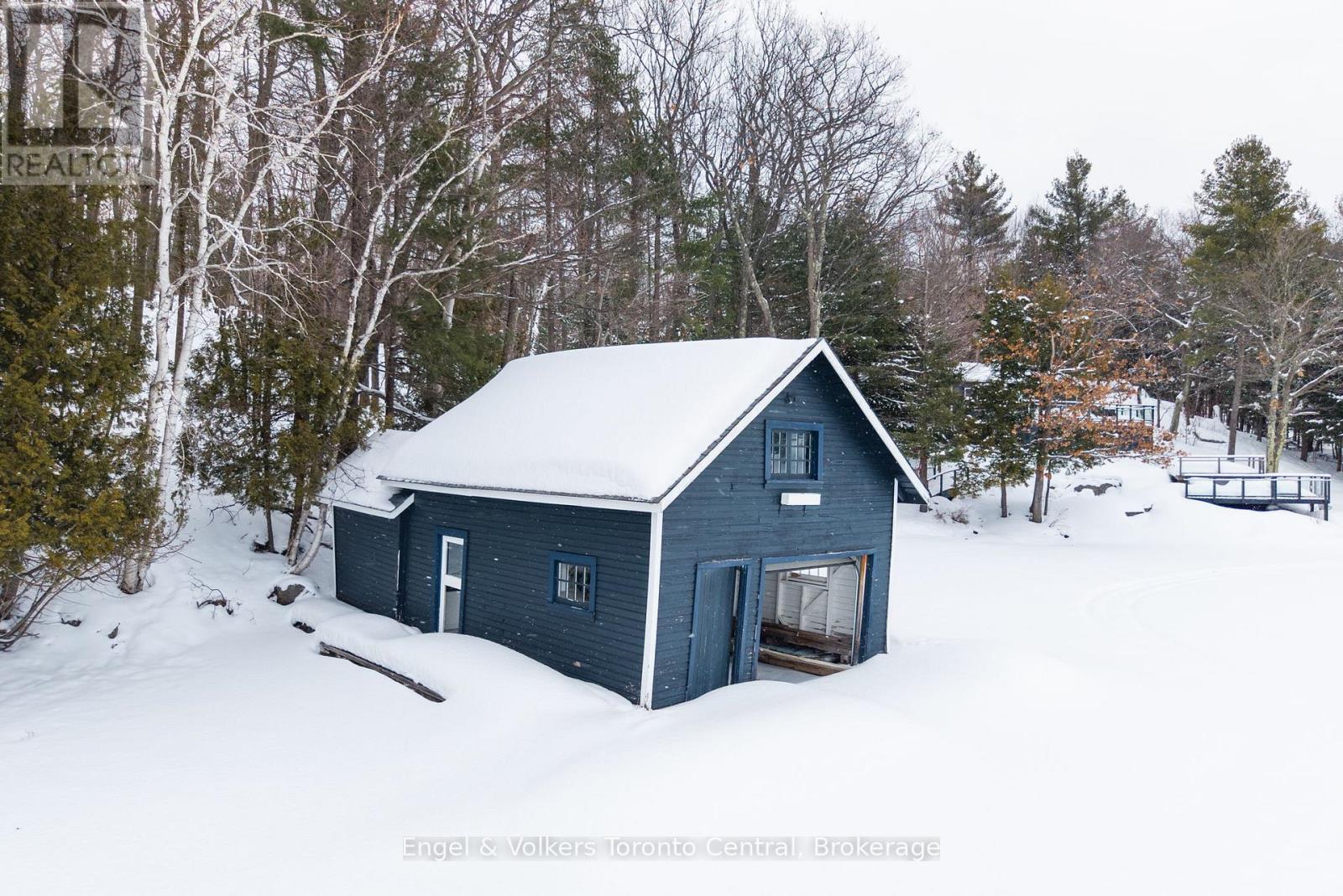 1246 Purdy Road, Muskoka Lakes, Ontario  P0B 1M0 - Photo 13 - X12925292