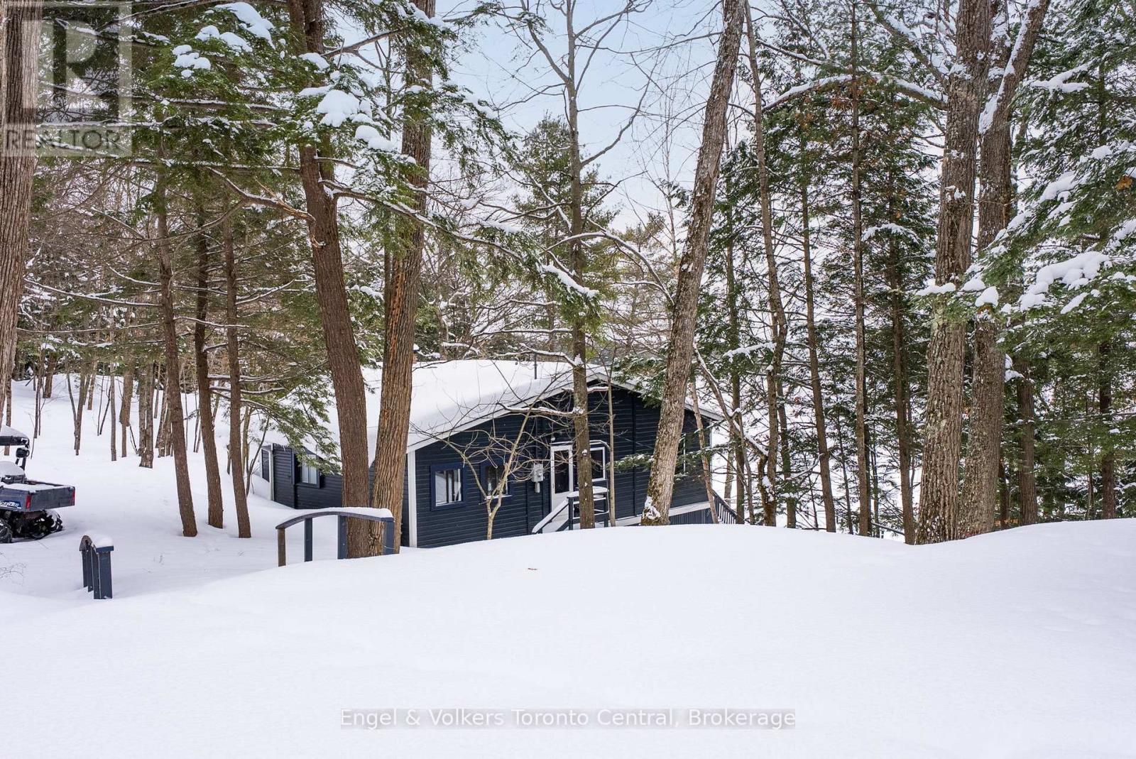 1246 Purdy Road, Muskoka Lakes, Ontario  P0B 1M0 - Photo 18 - X12925292