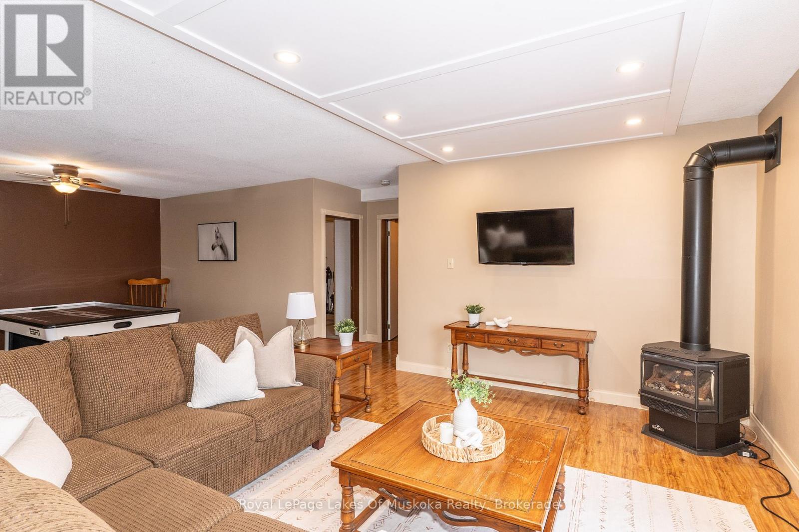 35 Westvale Drive, Bracebridge, Ontario  P1L 1B5 - Photo 20 - X12925330