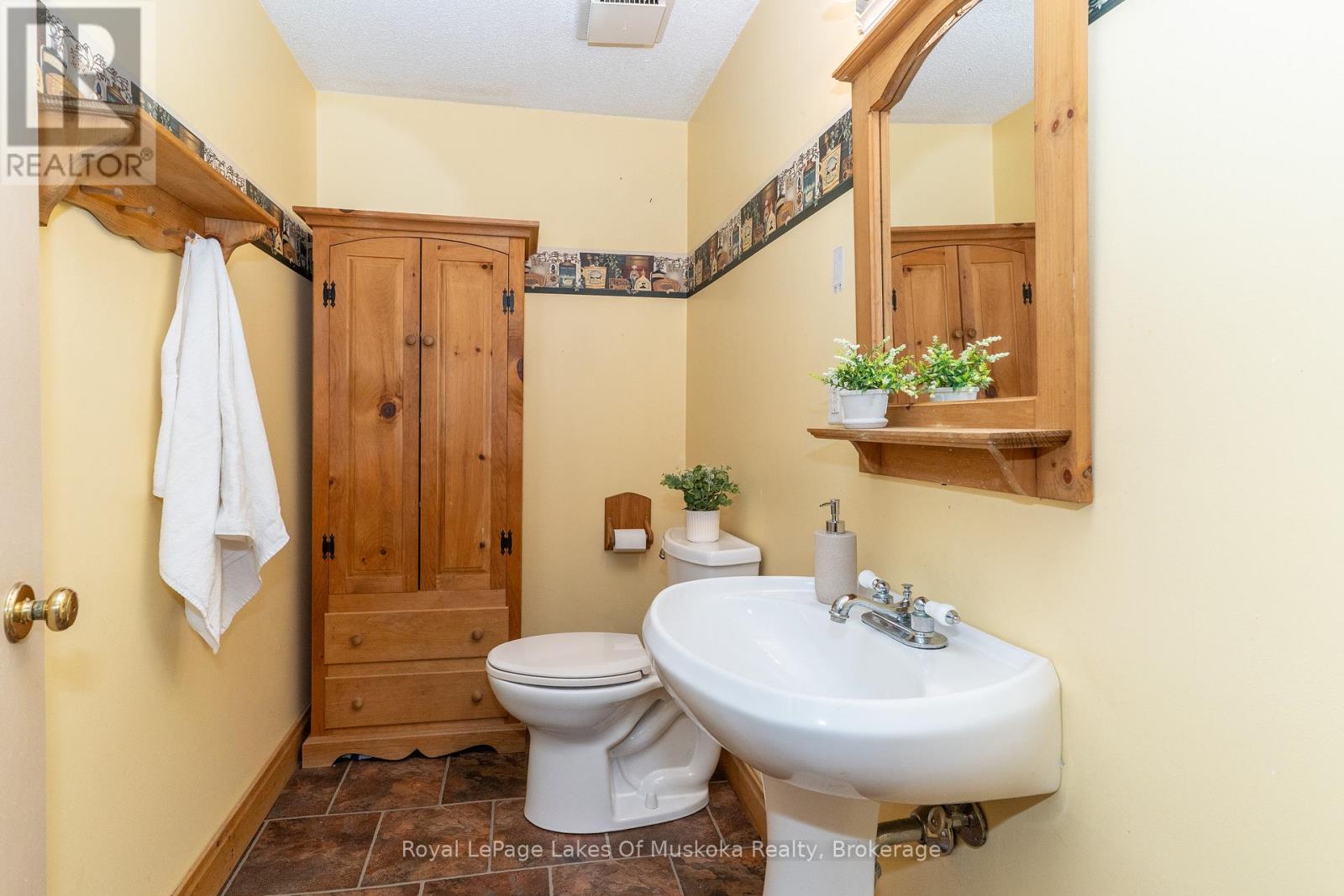 35 Westvale Drive, Bracebridge, Ontario  P1L 1B5 - Photo 26 - X12925330