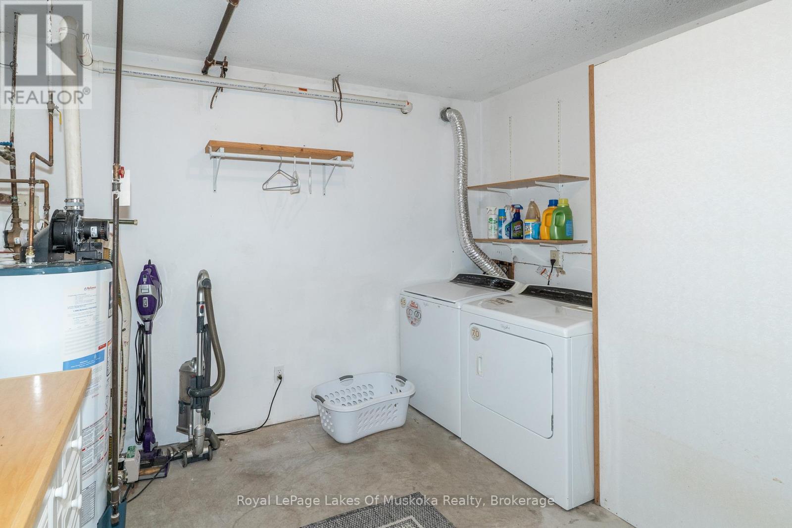 35 Westvale Drive, Bracebridge, Ontario  P1L 1B5 - Photo 28 - X12925330